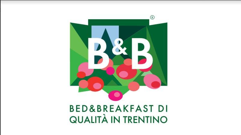B&B Haus Senter Trambileno Exterior photo