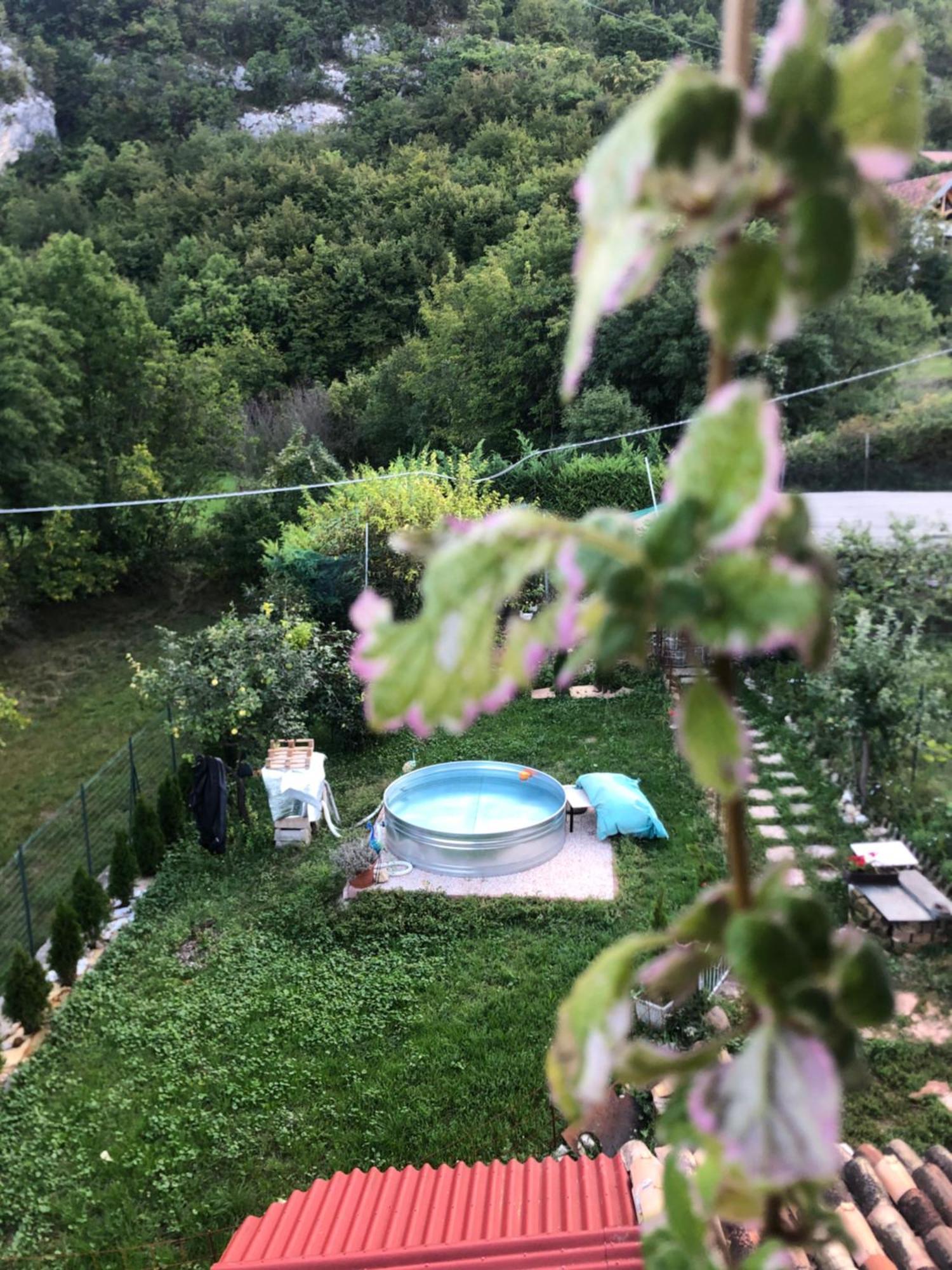 B&B Haus Senter Trambileno Exterior photo
